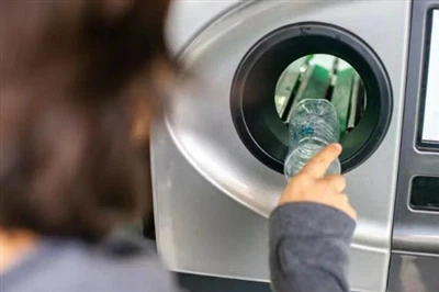 Singapore To Launch Beverage Bottle Refund Scheme in April, Refunding Bottles...